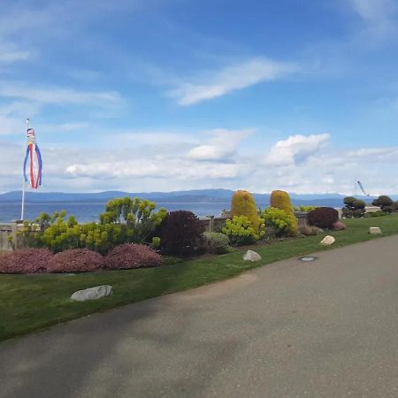 Bed and Breakfast Oceanside Manor - Golf Course View Qualicum Beach Zewnętrze zdjęcie